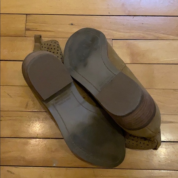 Booties - Picture 3 of 4